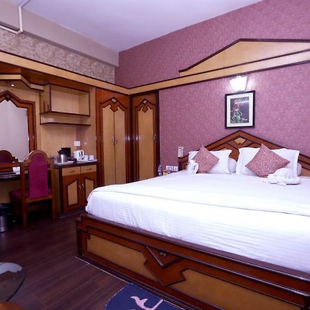 โรงแรมราทา รีเจนซี Rourkela ภายนอก รูปภาพ