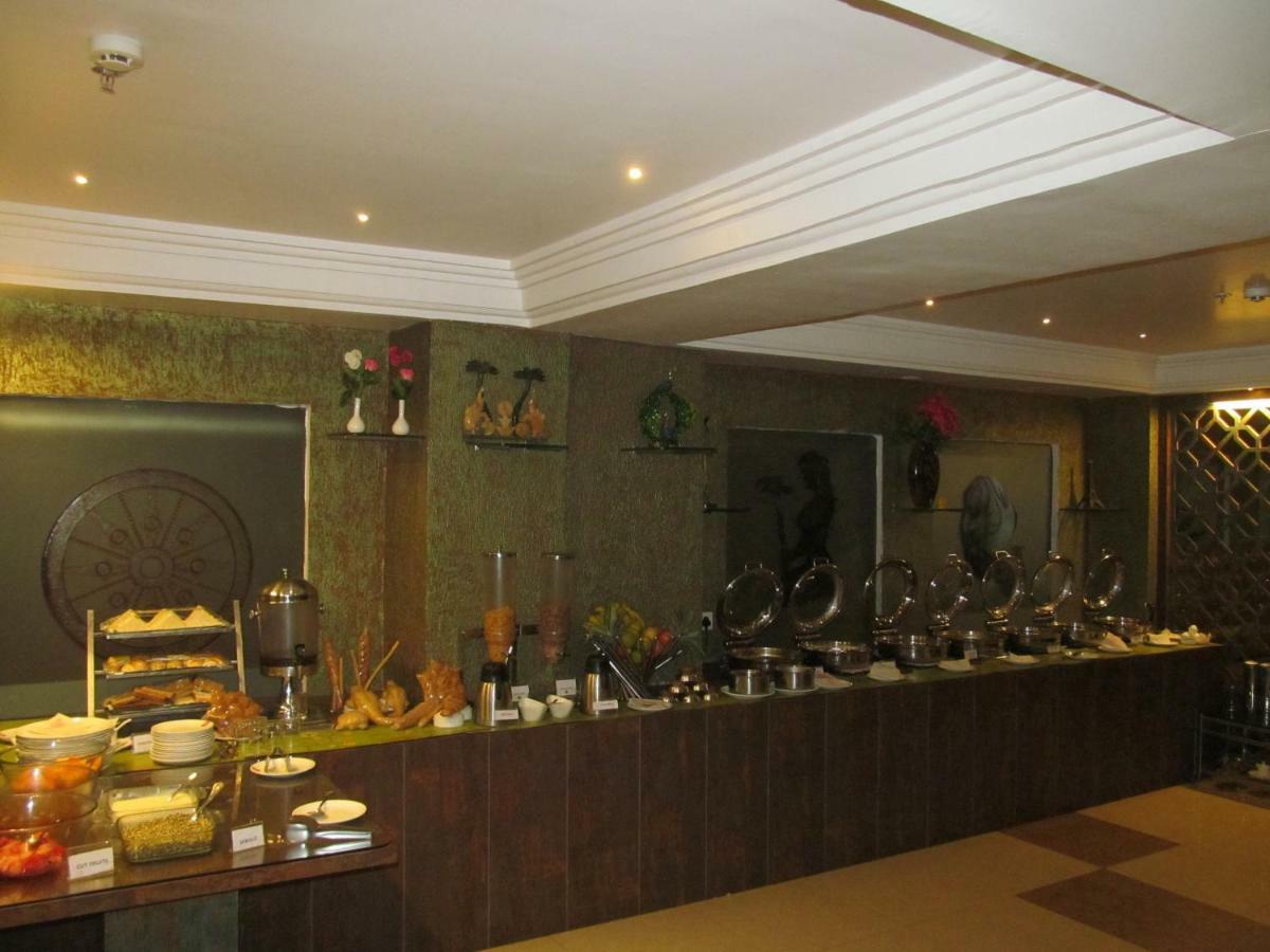 โรงแรมราทา รีเจนซี Rourkela ภายนอก รูปภาพ